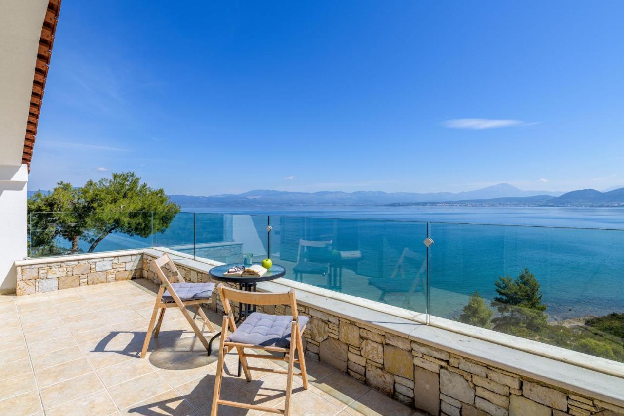 Crystal Beach Villa Chalkís Buitenkant foto