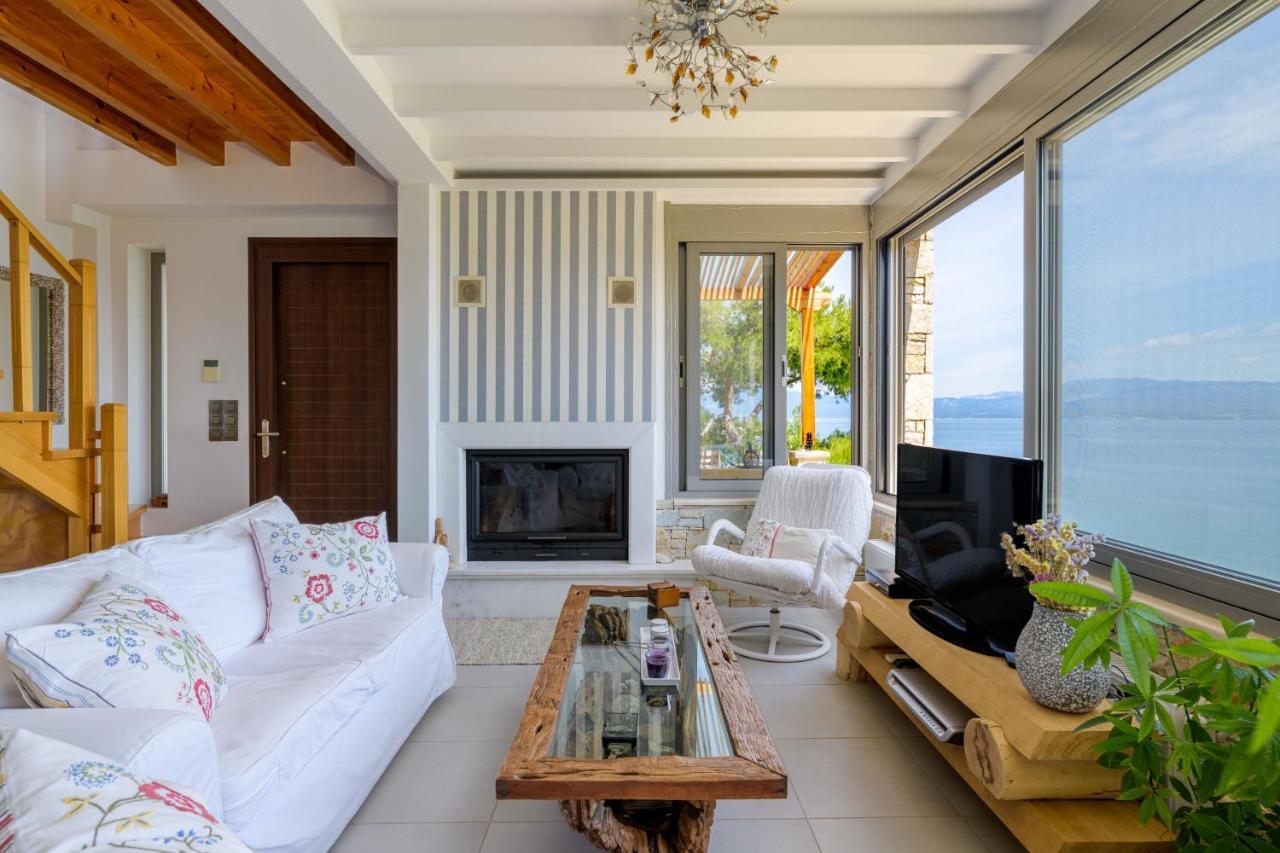 Crystal Beach Villa Chalkís Buitenkant foto
