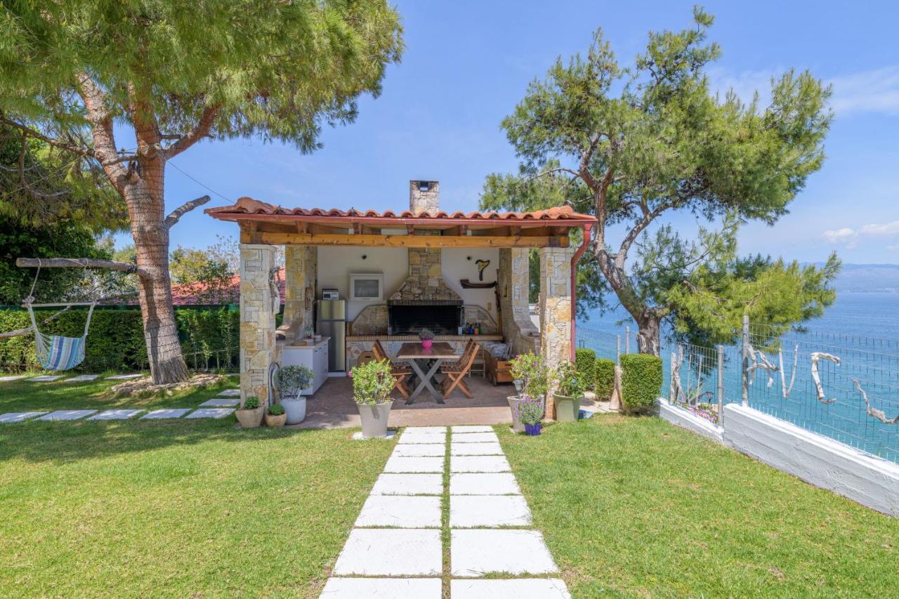 Crystal Beach Villa Chalkís Buitenkant foto