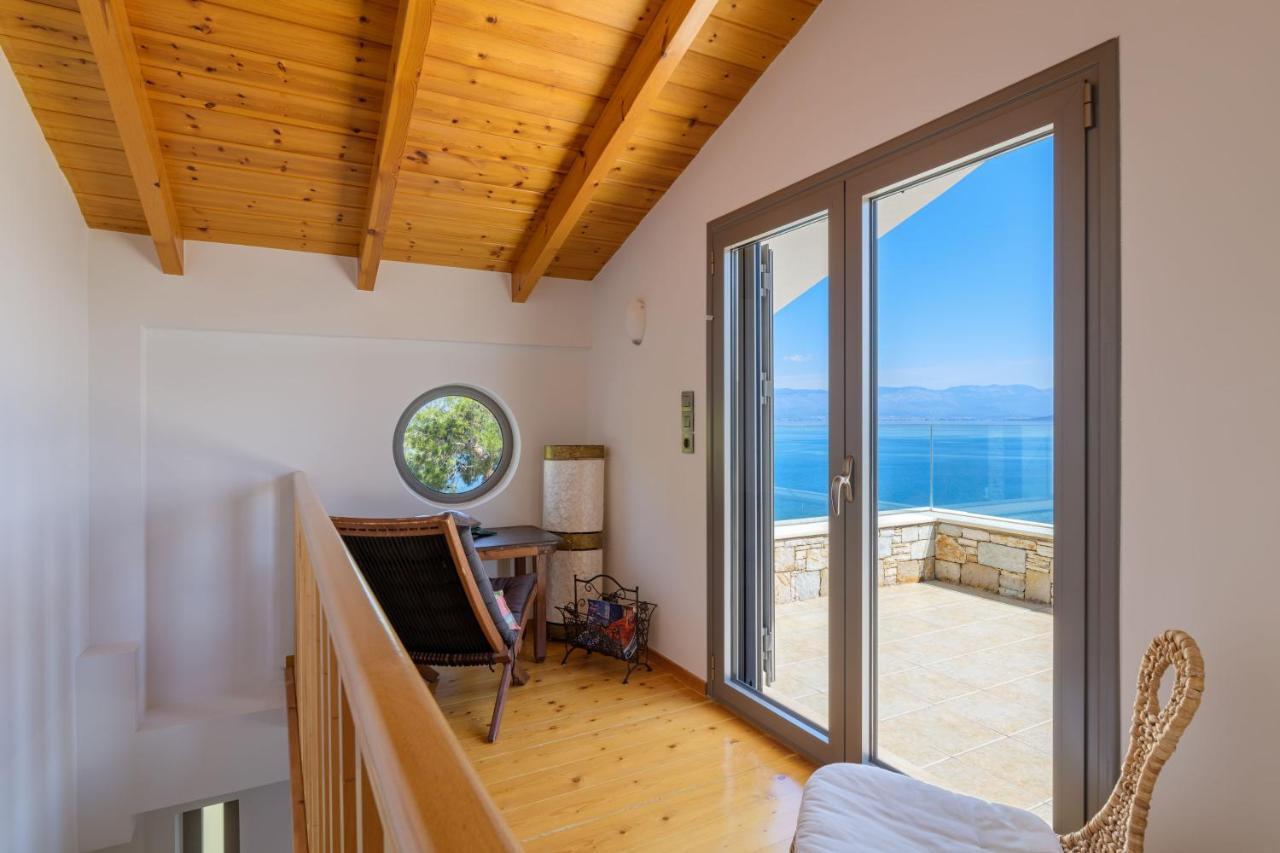 Crystal Beach Villa Chalkís Buitenkant foto